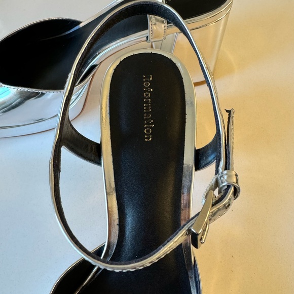 Reformation Marisol platform Heel size 7. - Picture 6 of 8